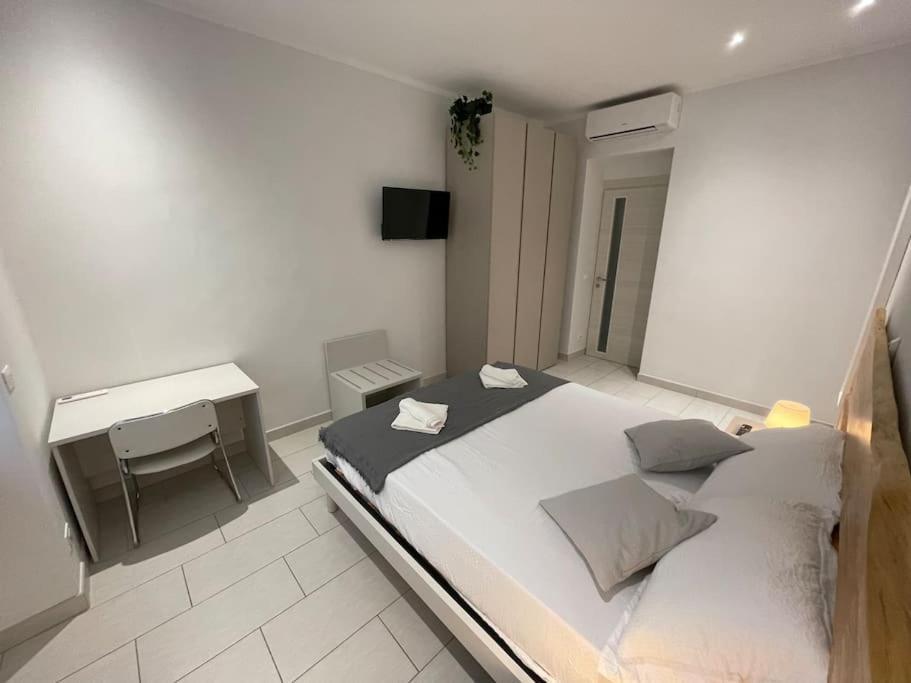 Apartament Near Metro Piazza Bengasi Turyn Zewnętrze zdjęcie